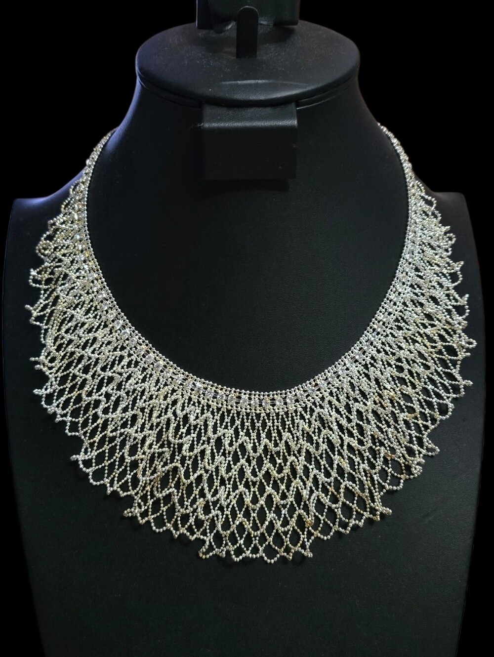 JC Silver Tone Beaded Chain 3-D Lace Collar Bib Necklace